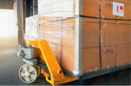 A raklapon történő szállítás öt előnye